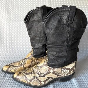 Women’s Cowboy/Western boots Black Leather Shaft, Natural snakeskin , Size 5.5 M